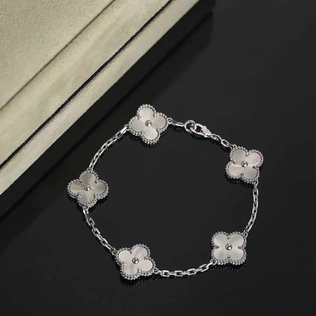 KLÖVER | ZILVER