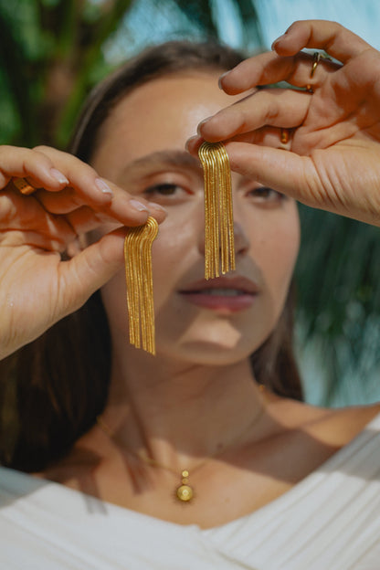 LYRA Gouden Fringe Oorbellen